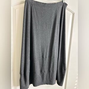 EILEEN FISHER Gray Lantern Skirt, Sz XL
18” Waist, 33” long